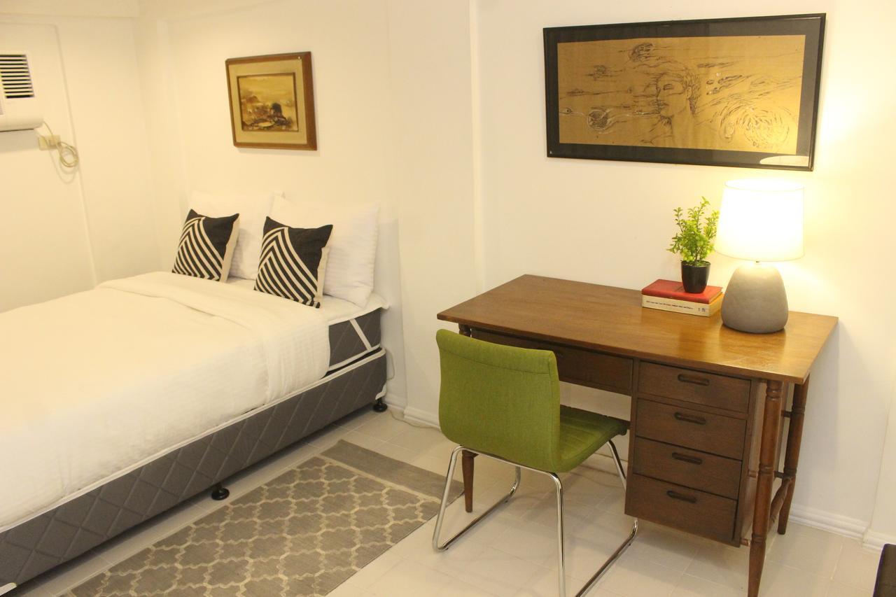 The White Bed And Breakfast Bacolod Buitenkant foto