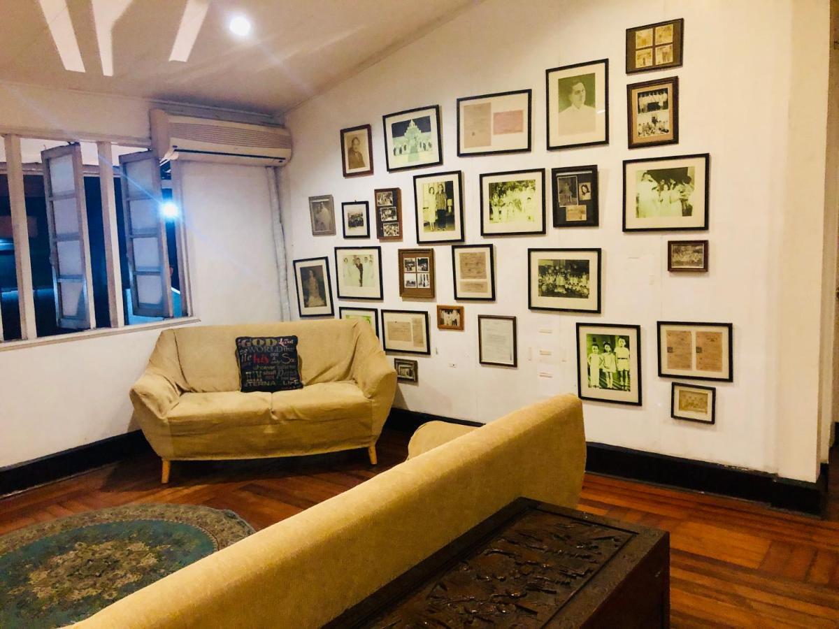 The White Bed And Breakfast Bacolod Buitenkant foto